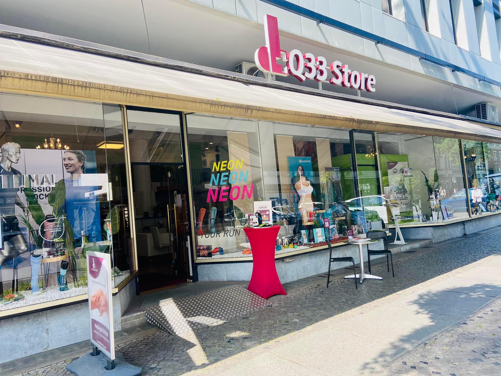 Q33 Store - Ku`damm