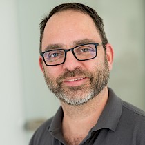 Dr. Schoolmann