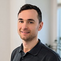 Dr. Nikanovich